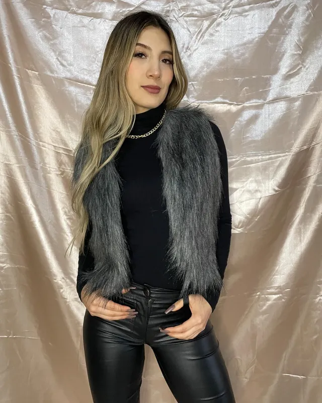 Chaleco de pelo gris oscuro