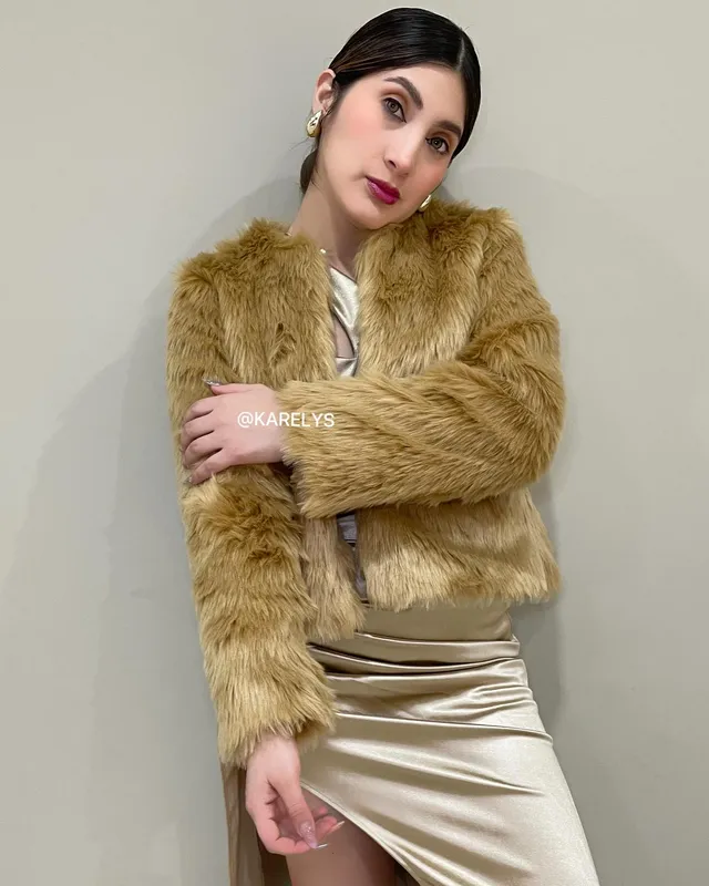 Abrigo corto beige dorado elegante — miniatura 2