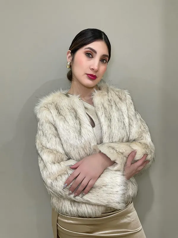 Abrigo de pelo elegante beige — miniatura 3